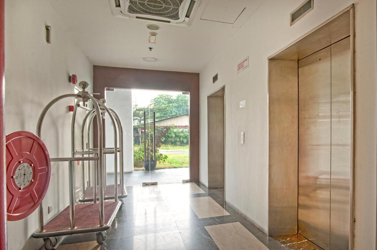 Oug吉隆坡峰会标志酒店 外观 照片